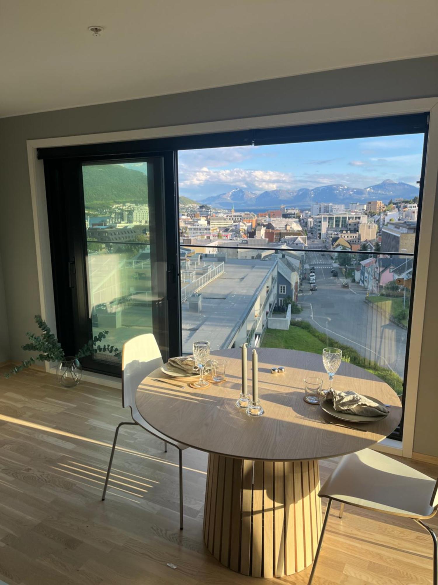 City Center 7Th Floor Apartement With Beautiful View Tromsø Dış mekan fotoğraf